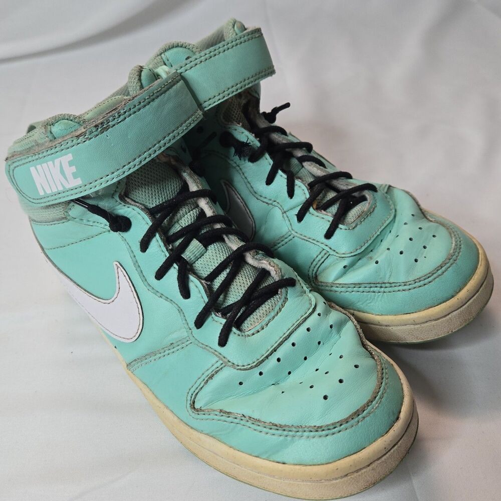 Nike High Top Sneakers Court Borough Kids 4y Green Basketball Gym Tennis Shoes